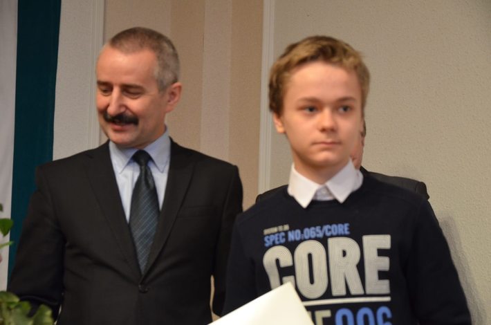 Starsi mogą brać z nich przykład