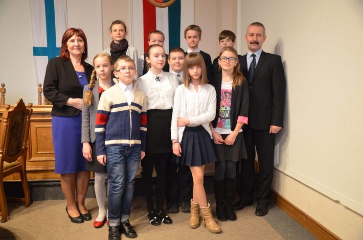 Starsi mogą brać z nich przykład