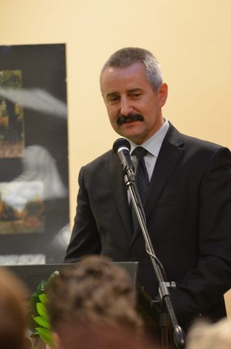 Wszystkie zakamarki wypełnione zdjęciami ZDJĘCIA