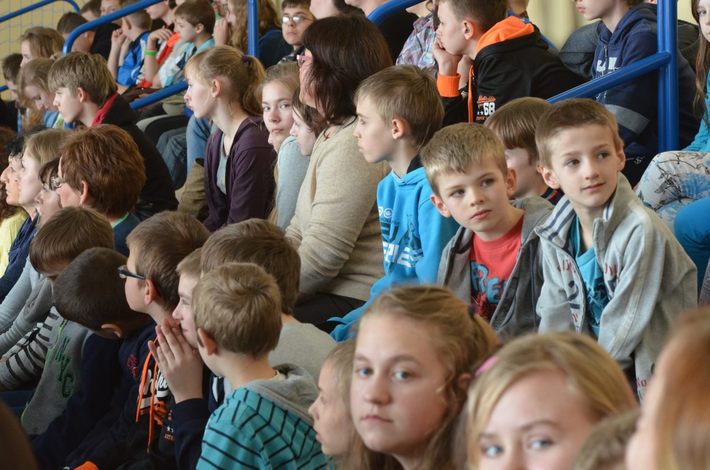 Z wypadkami drogowymi wygrywali pod siatką ZDJĘCIA