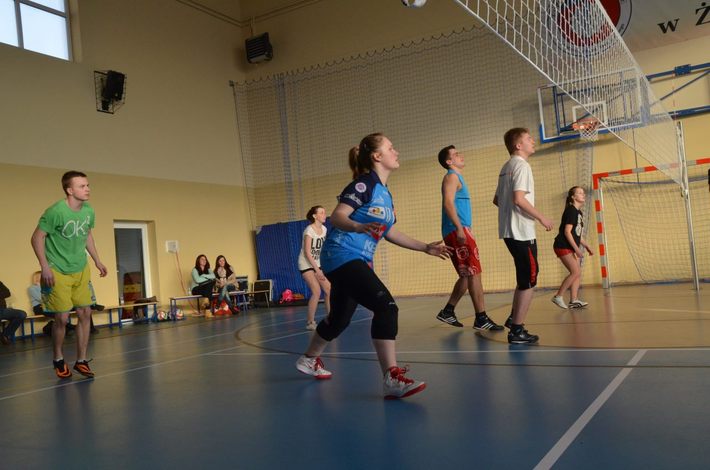 Z wypadkami drogowymi wygrywali pod siatką ZDJĘCIA