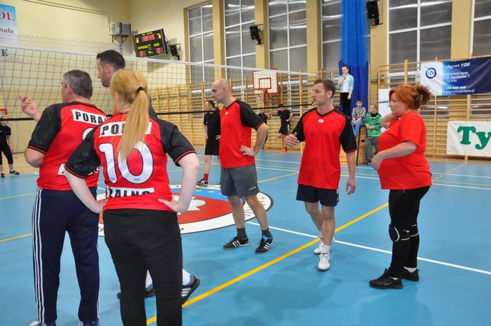 Z wypadkami drogowymi wygrywali pod siatką ZDJĘCIA