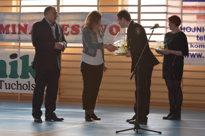 Z wypadkami drogowymi wygrywali pod siatką ZDJĘCIA