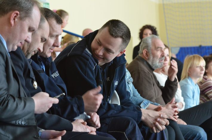 Z wypadkami drogowymi wygrywali pod siatką ZDJĘCIA