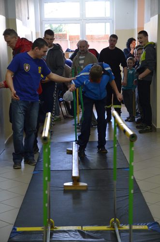 Z wypadkami drogowymi wygrywali pod siatką ZDJĘCIA