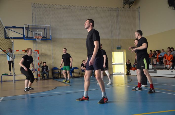 Z wypadkami drogowymi wygrywali pod siatką ZDJĘCIA