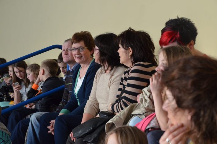 Z wypadkami drogowymi wygrywali pod siatką ZDJĘCIA