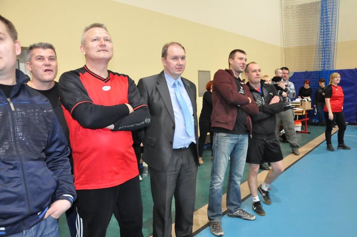 Z wypadkami drogowymi wygrywali pod siatką ZDJĘCIA