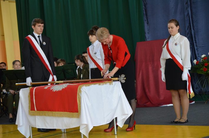 Pod skrzydłami nowego, pierwszego patrona ZDJĘCIA