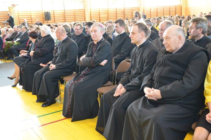 Pod skrzydłami nowego, pierwszego patrona ZDJĘCIA