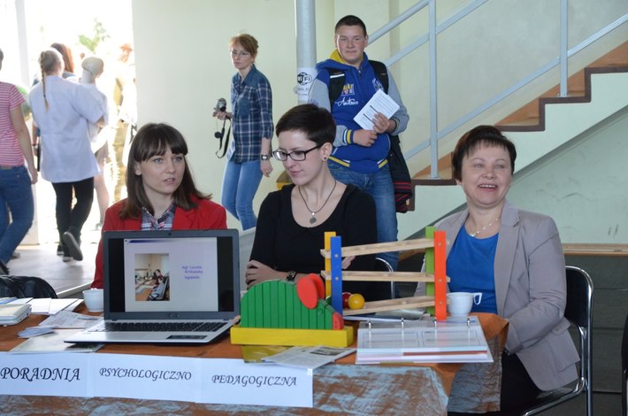 Przed wyborem najlepszej drogi kształcenia ZDJĘCIA