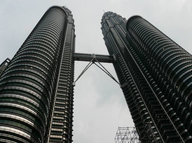 Formuła 1 w Malezji, żużel w Nowej Zelandii - Tuchola na końcu świata  ZDJĘCIA