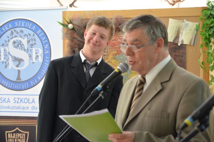 Świadectwa dla licealistów z TSR GALERIA