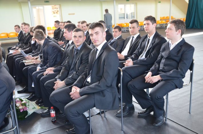 Ostatnie wspólne spotkanie maturzystów w ZSLiT GALERIA