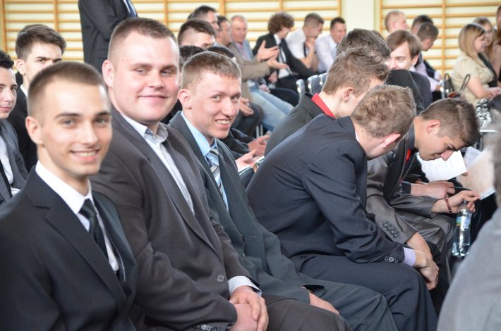 Ostatnie wspólne spotkanie maturzystów w ZSLiT GALERIA