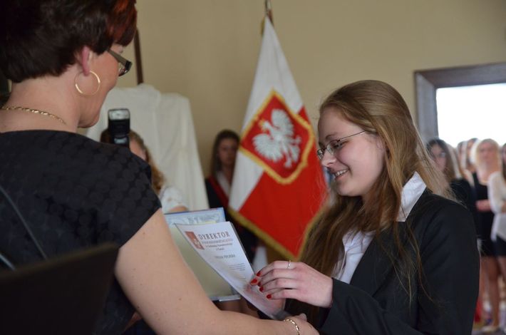 Nowodworek żegna tegorocznych absolwentów GALERIA