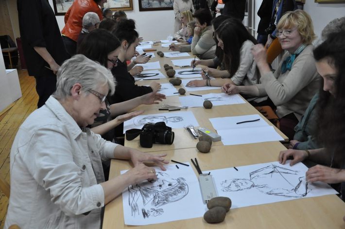 Co można robić nocą w muzeum? GALERIA