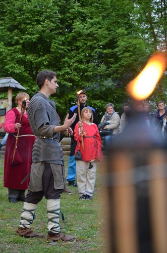 Z wojami przy ognisku GALERIA