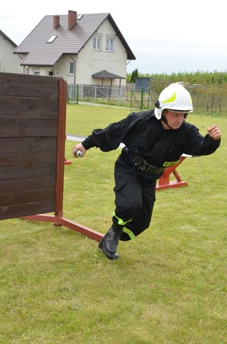 Kiełpin i Legbąd strażakami stoją