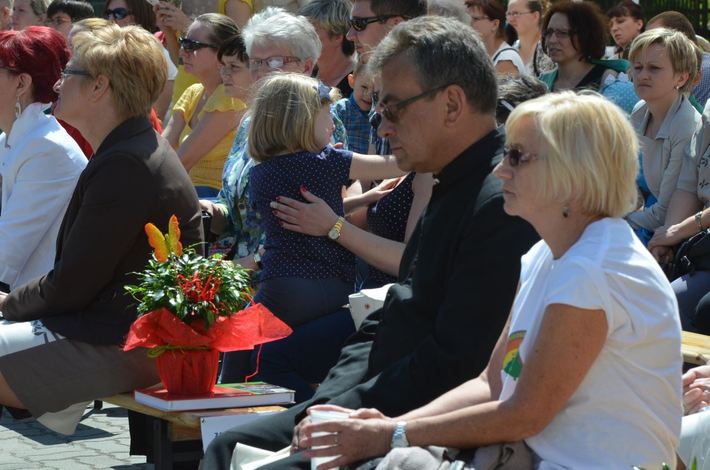 Tęcza nad przedszkolem GALERIA