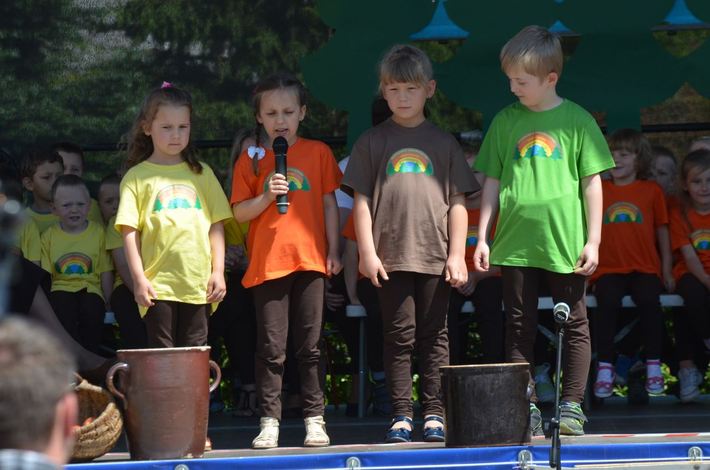 Tęcza nad przedszkolem GALERIA