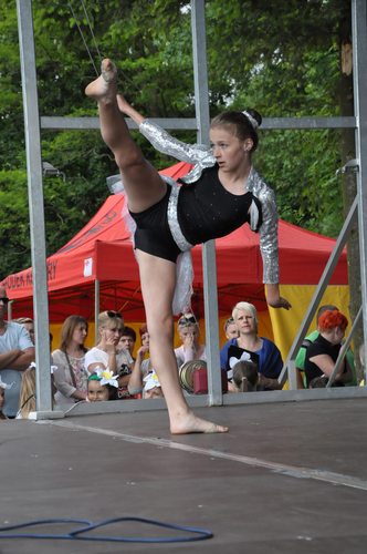 Dzieci przejęły tucholski park Zamkowy GALERIA