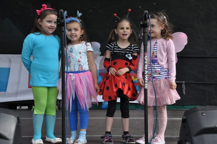 Dzieci przejęły tucholski park Zamkowy GALERIA