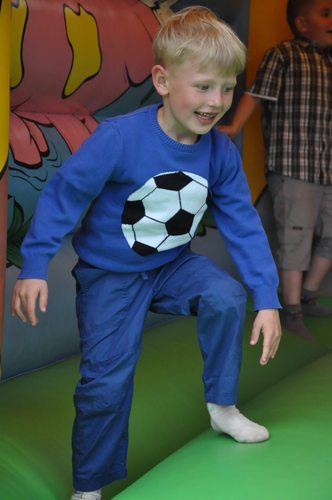 Dzieci przejęły tucholski park Zamkowy GALERIA