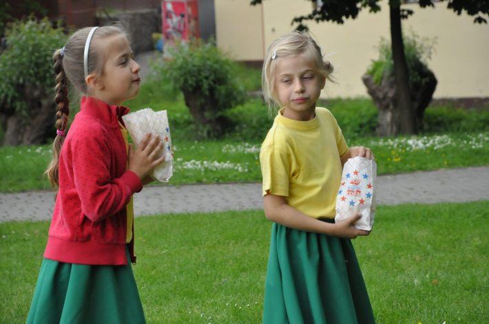 Dzieci przejęły tucholski park Zamkowy GALERIA