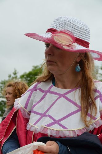 Parada kwiatowa przeszła przez wieś ZDJĘCIA