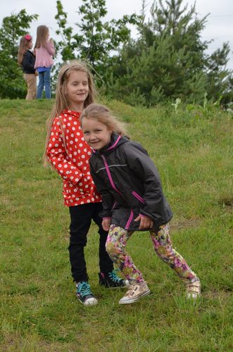 Parada kwiatowa przeszła przez wieś ZDJĘCIA