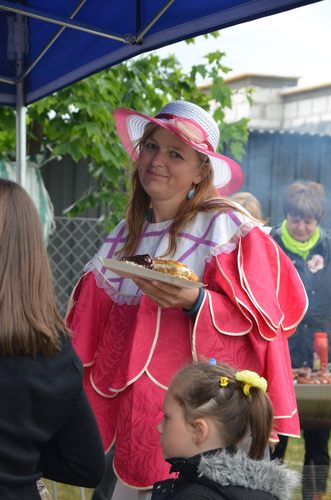 Parada kwiatowa przeszła przez wieś ZDJĘCIA