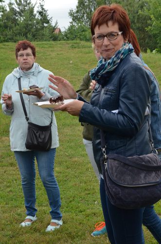 Parada kwiatowa przeszła przez wieś ZDJĘCIA