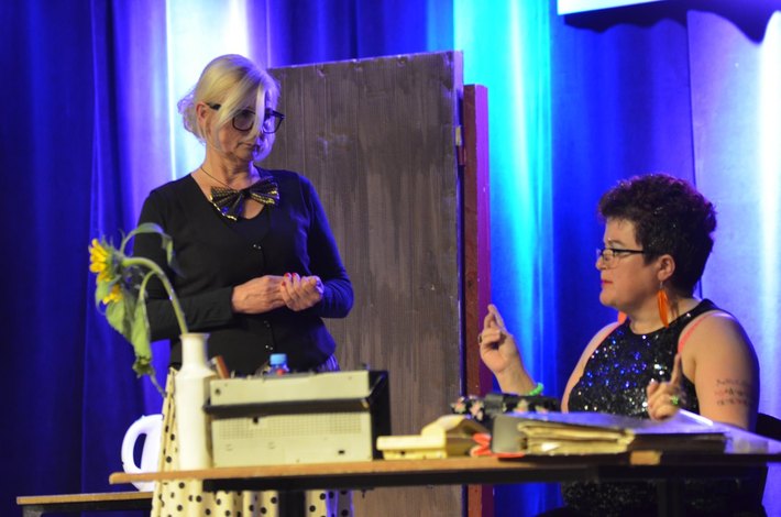 Kultura w krzywym zwierciadle ZDJĘCIA