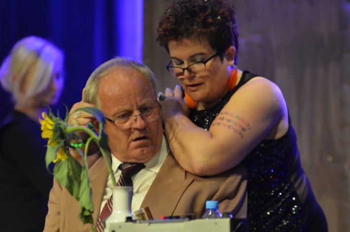 Kultura w krzywym zwierciadle ZDJĘCIA