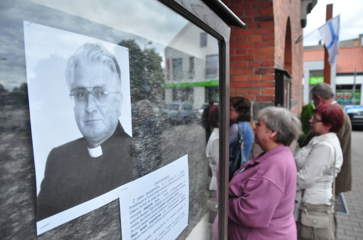 Tucholanie pożegnali księdza Lichosyta   ZDJĘCIA