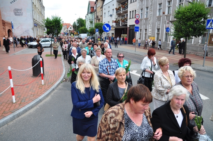 Tucholanie pożegnali księdza Lichosyta   ZDJĘCIA