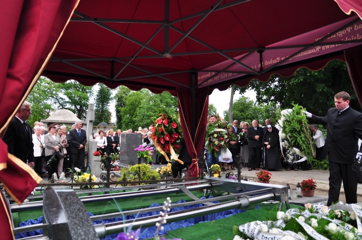 Tucholanie pożegnali księdza Lichosyta   ZDJĘCIA