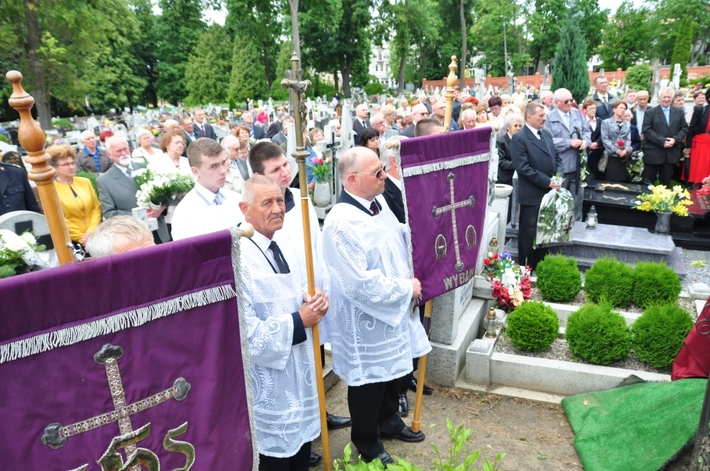 Tucholanie pożegnali księdza Lichosyta   ZDJĘCIA