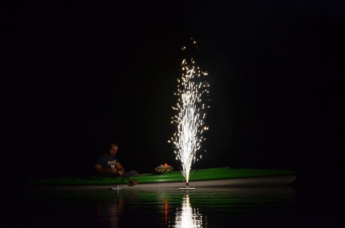 Siejące postrach czarownice i teatr ognia GALERIA