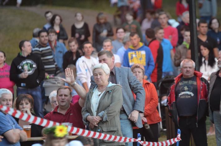 Siejące postrach czarownice i teatr ognia GALERIA