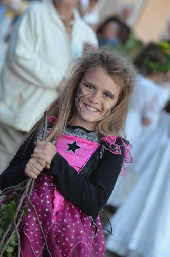 Siejące postrach czarownice i teatr ognia GALERIA