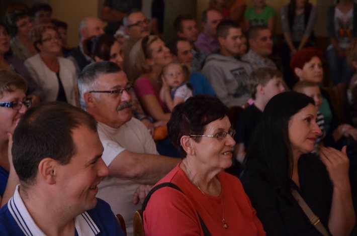 Teatr, śpiew i taniec  ZDJĘCIA