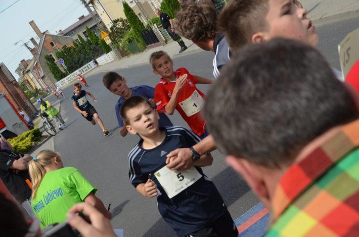 287 biegaczy stanęło do walki GALERIA