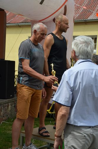 287 biegaczy stanęło do walki GALERIA