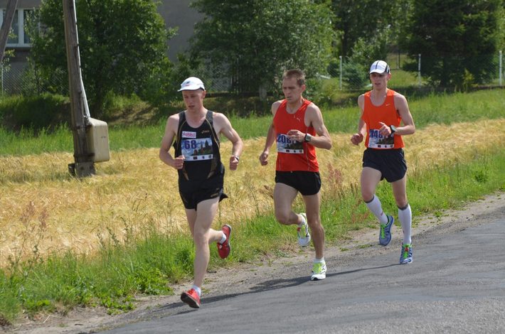 287 biegaczy stanęło do walki GALERIA