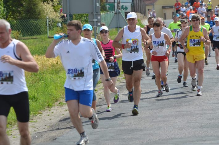 287 biegaczy stanęło do walki GALERIA