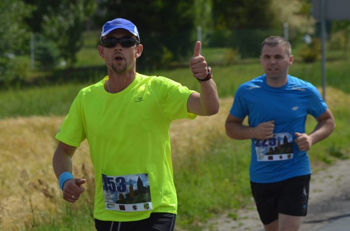 287 biegaczy stanęło do walki GALERIA