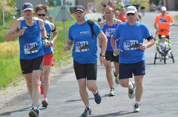 287 biegaczy stanęło do walki GALERIA