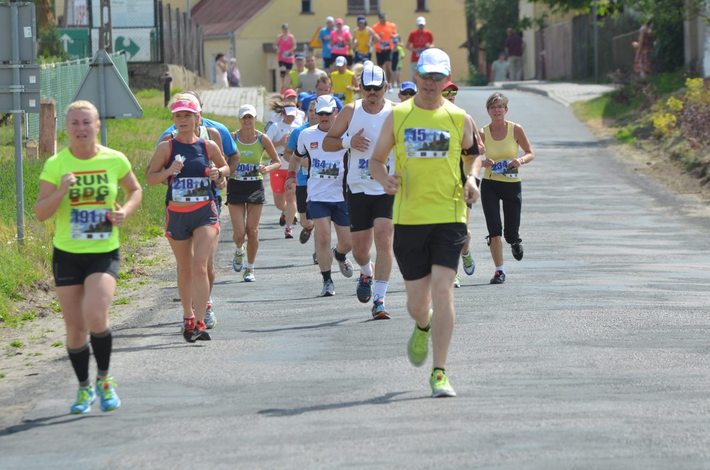 287 biegaczy stanęło do walki GALERIA